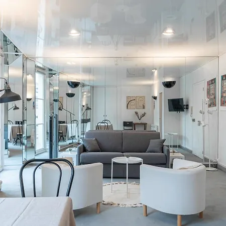 At Jardin Du Luxembourg Apartment *